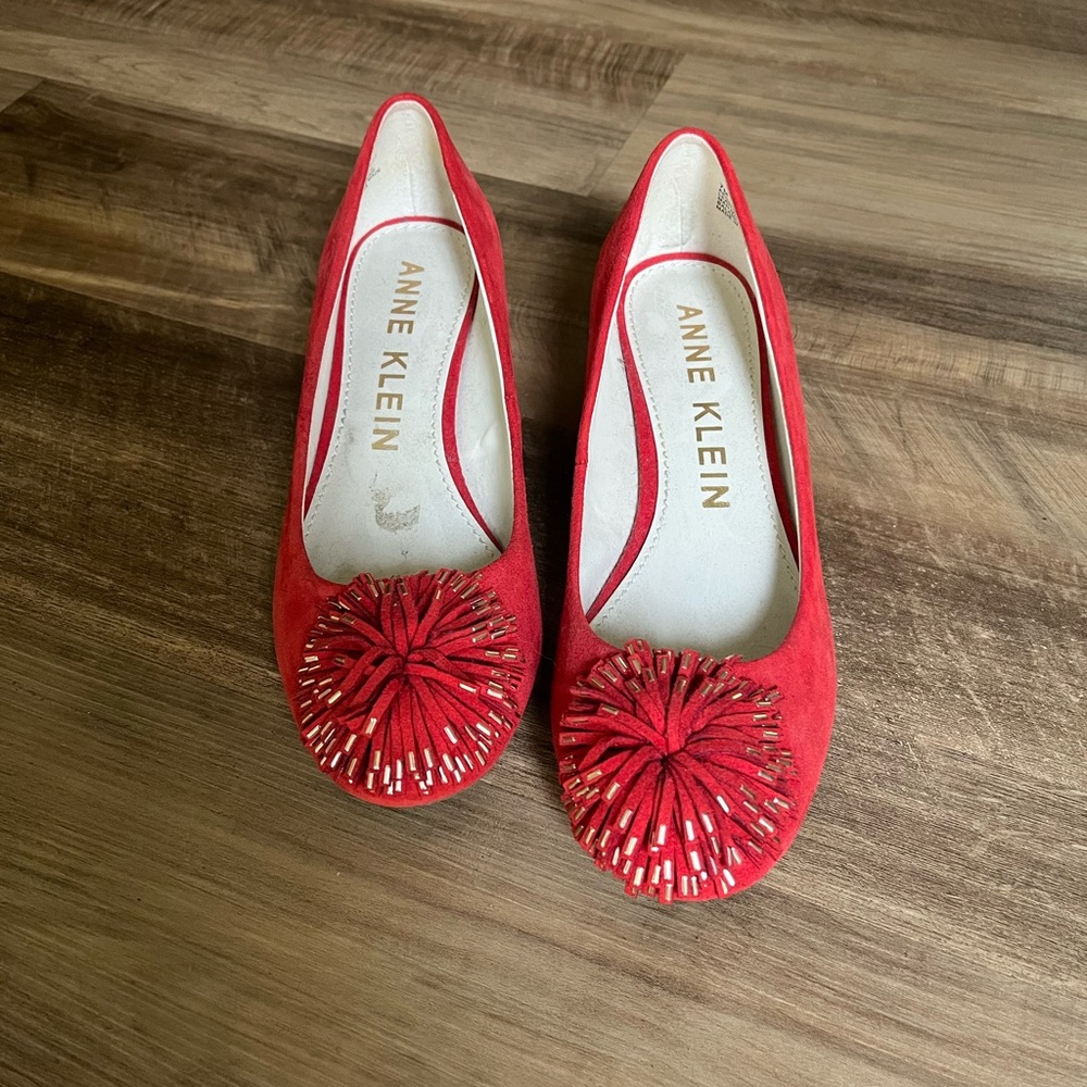 Anne Klein Chunky Heels with Starburst Design